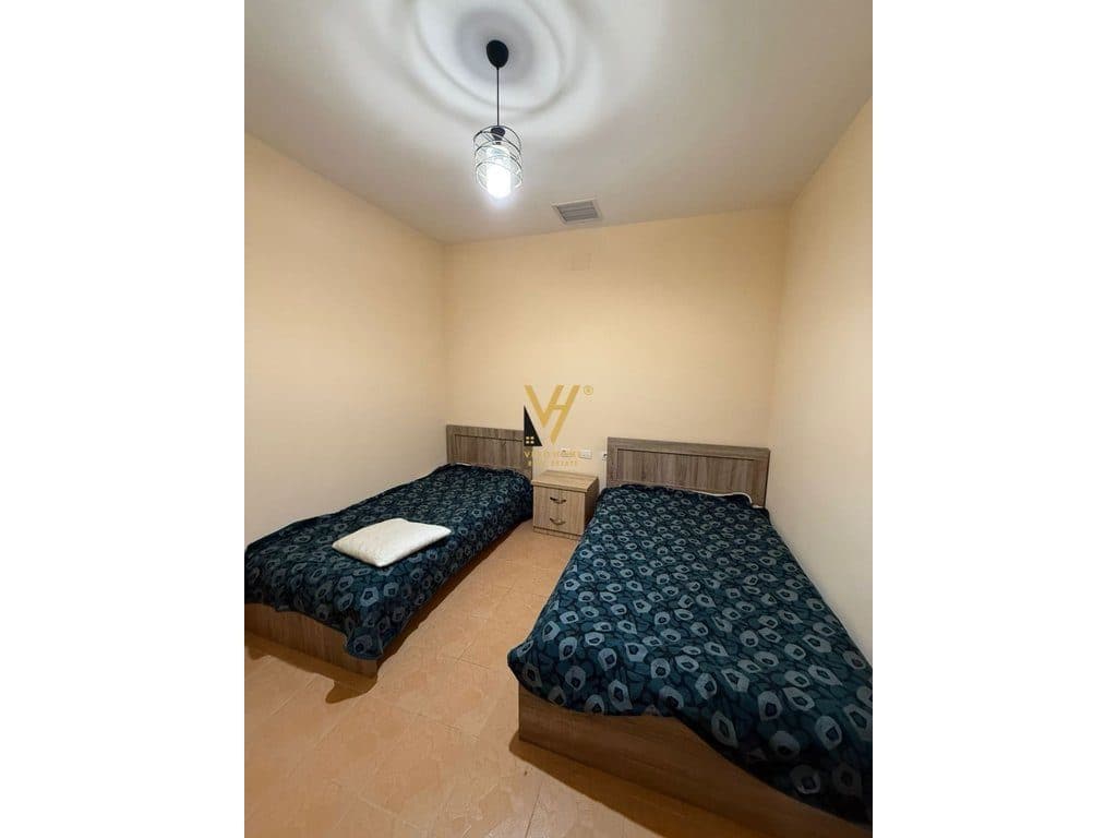 JEPET APARTAMENT 2+1+BLK ME QIRA TE KODRA E DIELLIT 500 EURO 4