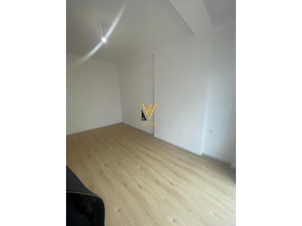 SHITET VILE DY KATESHE NE FARKE 360.000 EURO 3