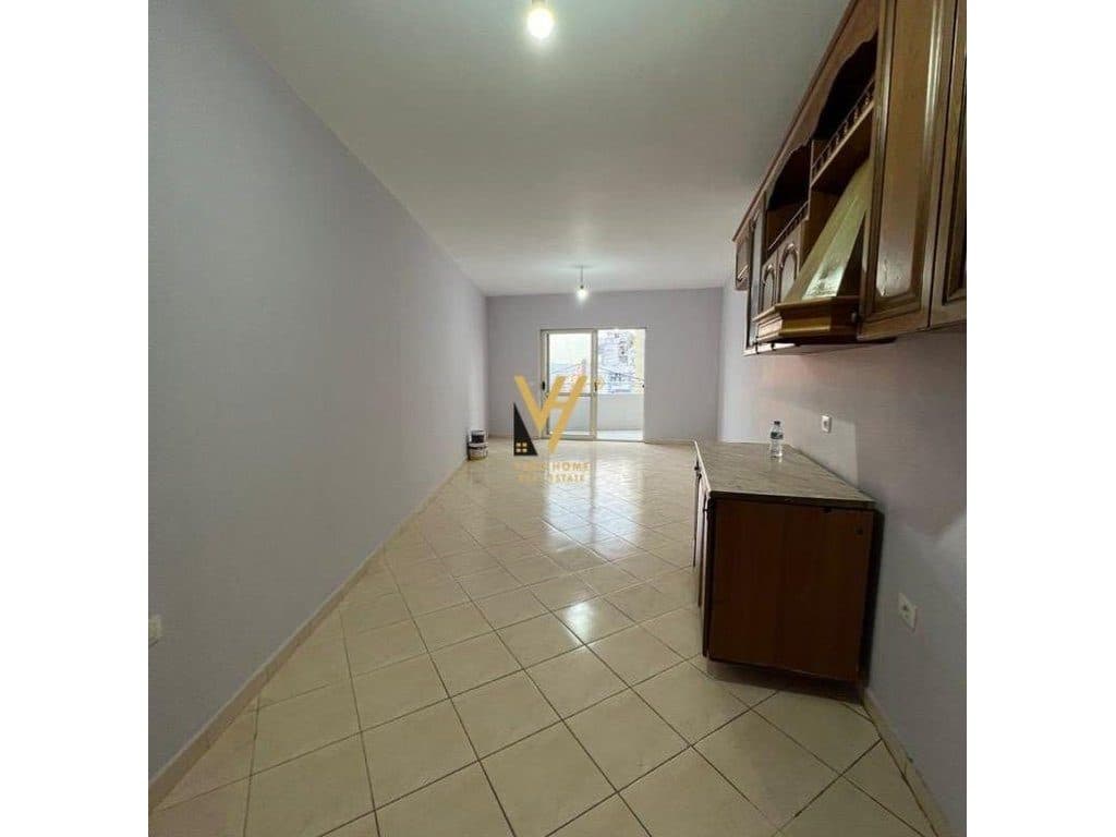 SHITET APARTAMENT 1+1 TE FRESKU 103.000 EURO 2