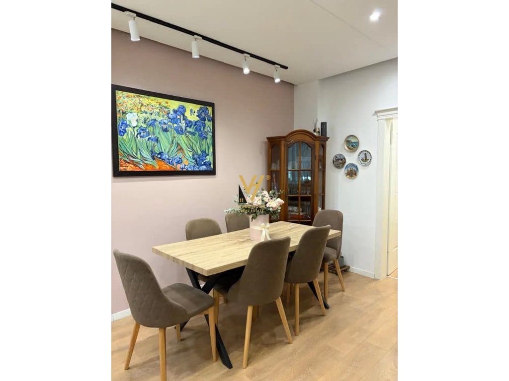 JEPET APARTAMENT 2+1+BLK ME QERA TE MYSLYM SHYRI 1.000 EURO 4