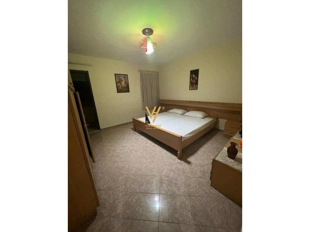 JEPET APARTAMENT 2+1 ME QIRA NE QENDER 700 EURO 3