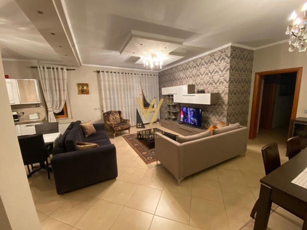 Jepet Apartament 2+1+ballkon me qera te Rruga e Barrikadave 88 m2 2