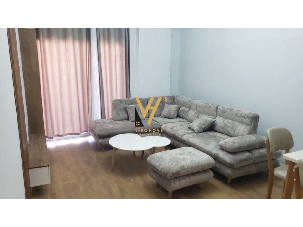 JEPET APARTAMENT 1+1 ME QERA NE ASTIR 50.000 LEKE