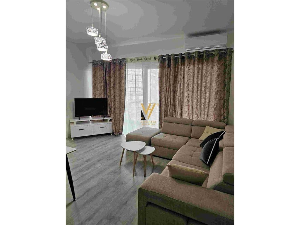 JEPET APARTAMENT 2+1+BLK ME QERA TE 5 MAJI 650 EURO