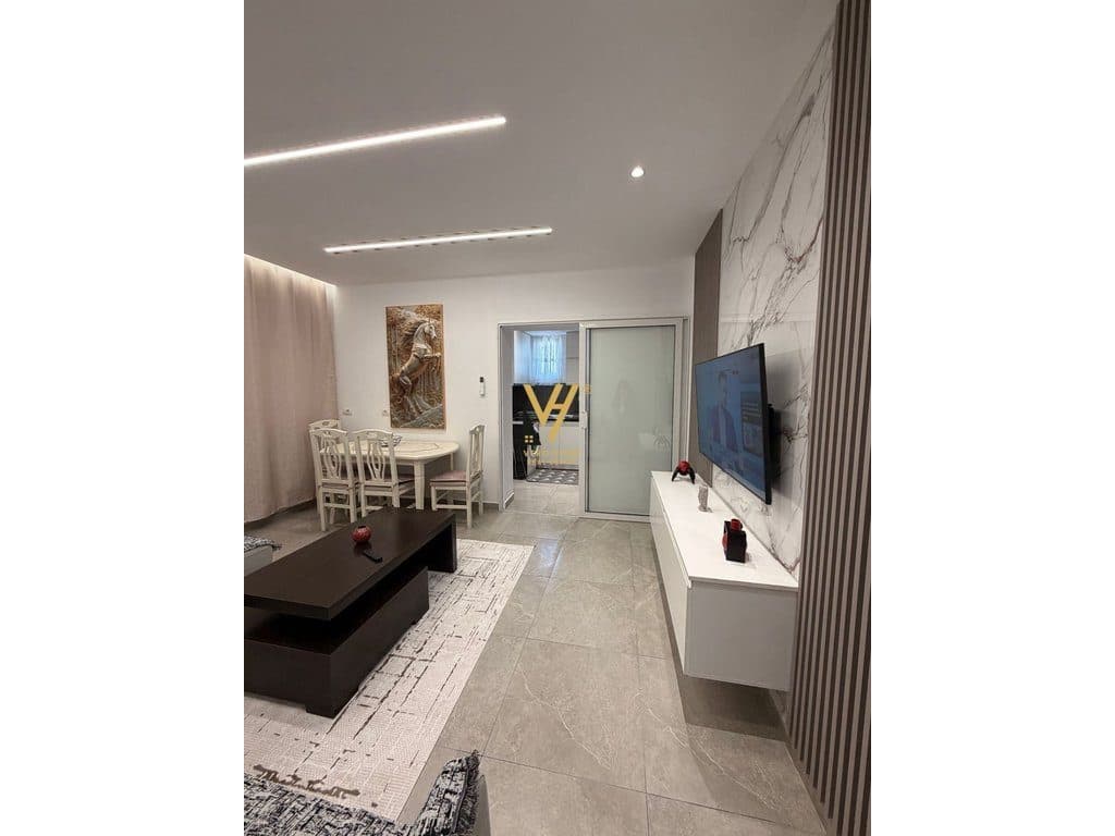 JEPET APARTAMENT 1+1 ME QIRA TE 5 MAJI 45.000 LEKE 3