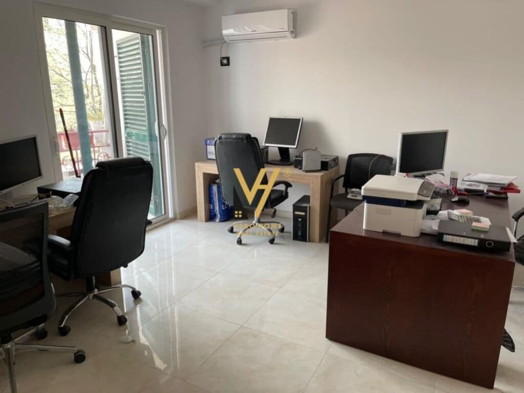 Jepet zyre me qera ne Qender 70 m2 4