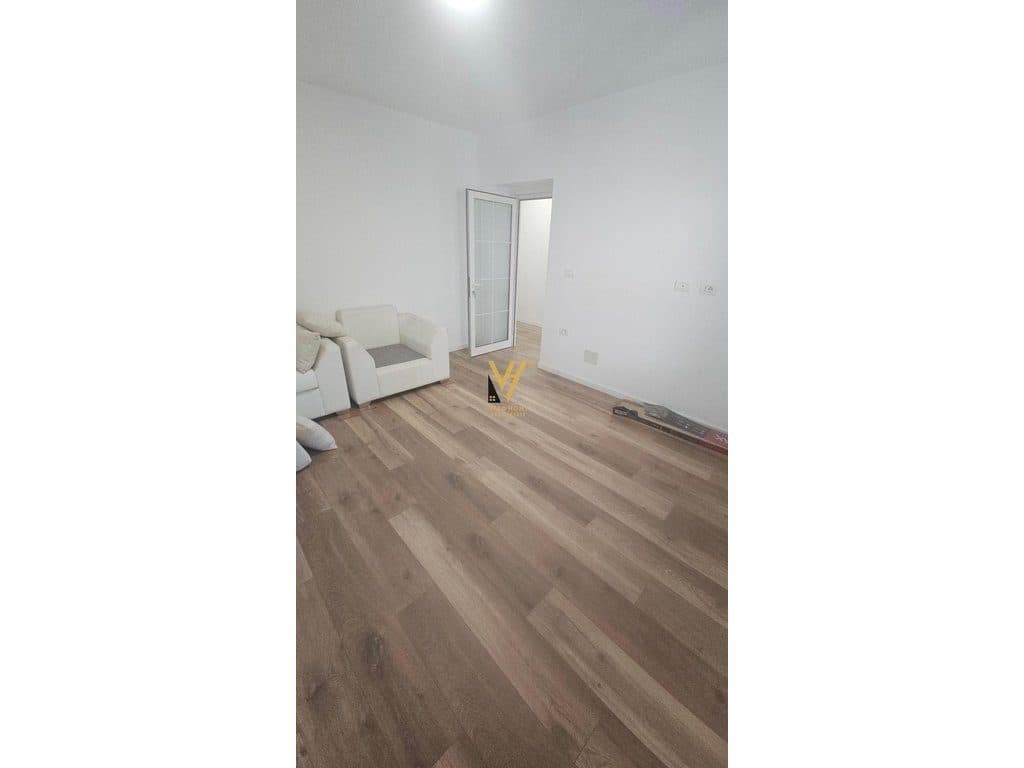 SHITET APARTAMENT 1+1+OBORR TE TIRANA E RE 13.000.000 LEKE