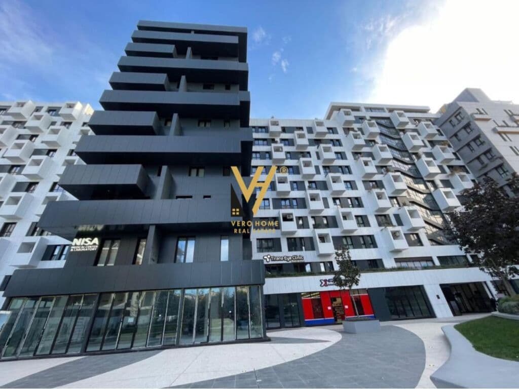 Shitet Apartament 1+1+ballkon te Square 21 , Rruga e Kavajes 68 m2 1