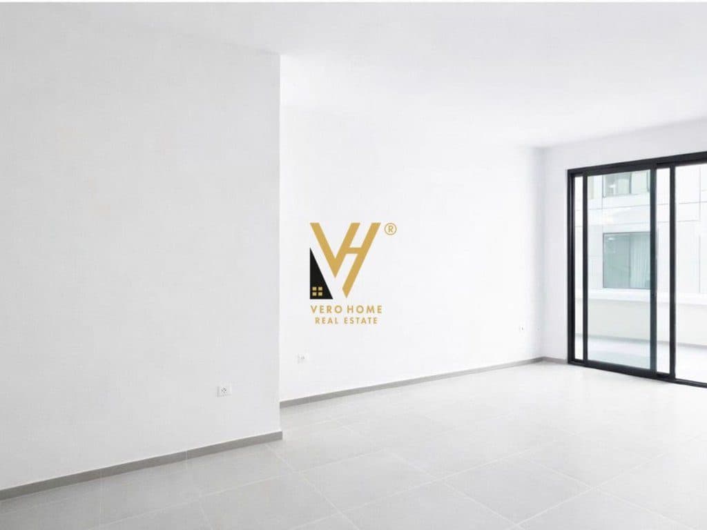SHITET APARTAMENT 1+1+VERANDE TE UJI I FTOHTE 215.000 EURO 2