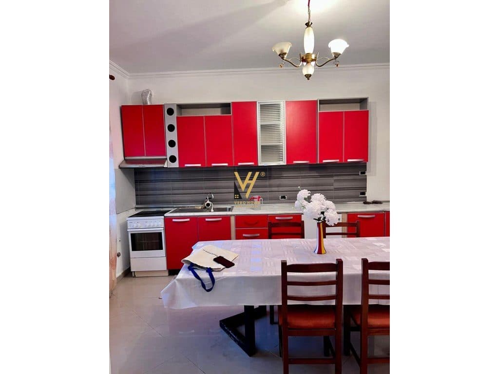 JEPET APARTAMENT 2+1+BLK ME QIRA NE SELITE 50.000 LEKE 3