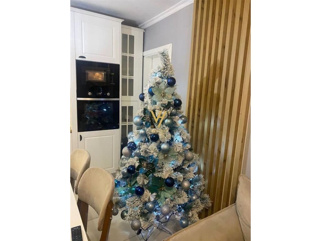 Shitet Apartament 2+1+ballkon te Xhamlliku 85 m2 2