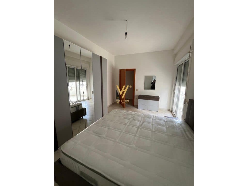 JEPET APARTAMENT 2+1+2BLK ME QIRA TE KOPSHTI ZOOLOGJIK 650 EURO 3