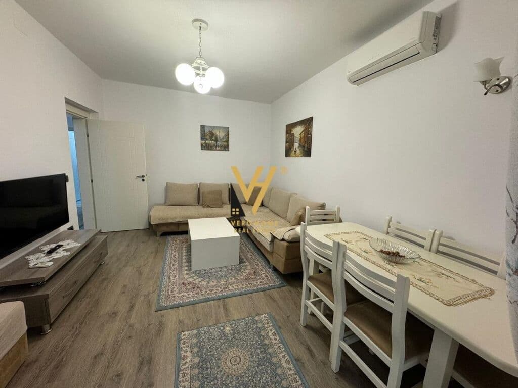 Shitet Apartament 2+1+ballkon ne Vasil Shanto 68 m2 2