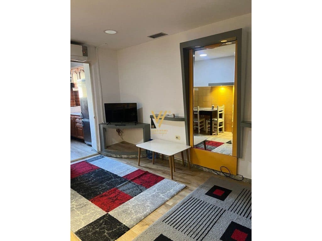 JEPET APARTAMENT 1+1 ME QERA TE RRUGA ELBASANIT 45.000 LEKE 3
