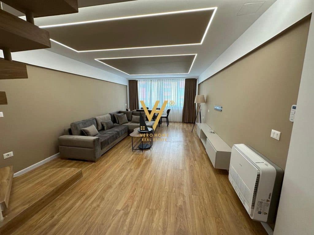 JEPET APARTAMENT 2+1 ME QERA NE QENDER 1.100 EURO