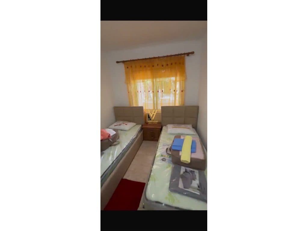 JEPET APARTAMENT 3+1 ME QIRA NE DON BOSKO 100.000 LEKE 2
