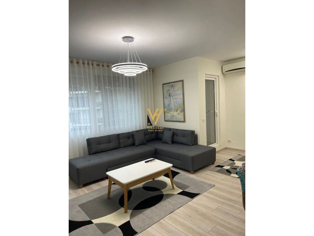 JEPET APARTAMENT 1+1+BLK ME QERA TE RRUGA E KOSOVAREVE 90.000 LEKE