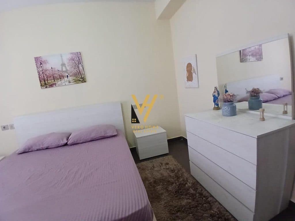 JEPET HYRJE PRIVATE 2+1 ME QIRA TE FRIGORIFERI 55.000 LEKE 3