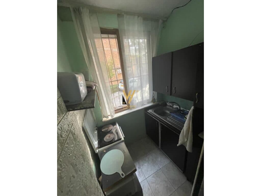 Jepet Apartament 2+1 me qera te Rruga Myslym Shyri 65 m2