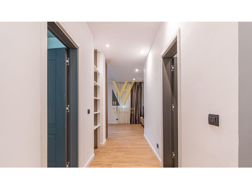 Shitet apartament 2+1+2 te Kopshti Zoologjik 115 m2