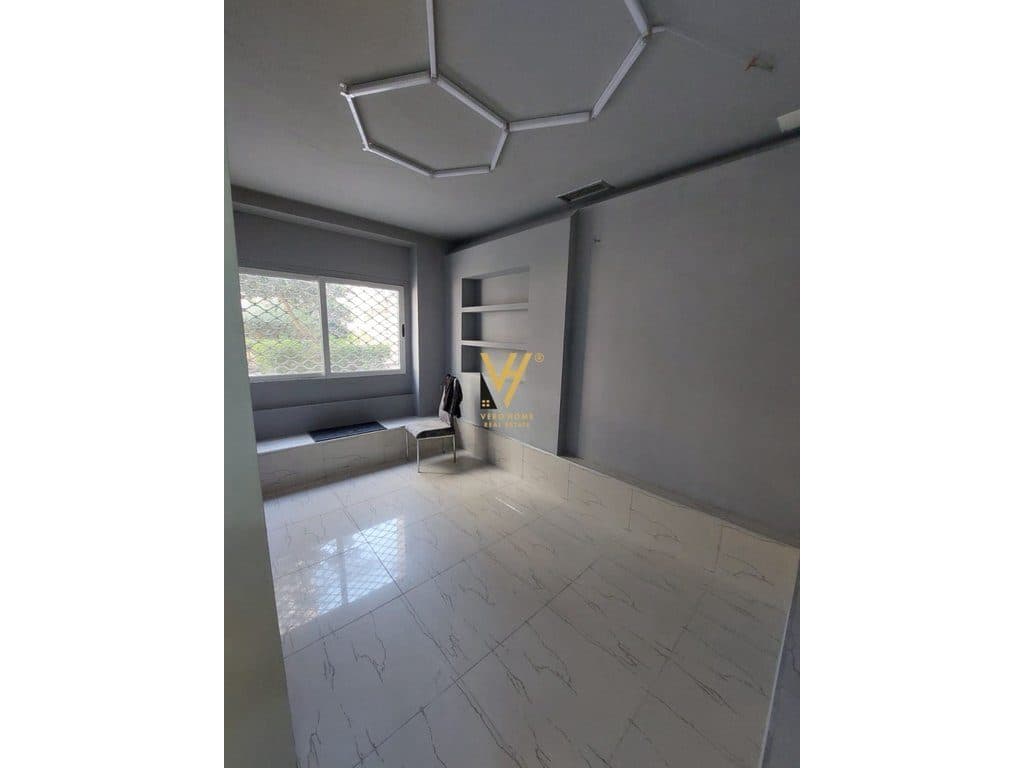 JEPET DYQAN 65 M2 ME QIRA TE ZOGU I ZI 170.000 LEKE 2