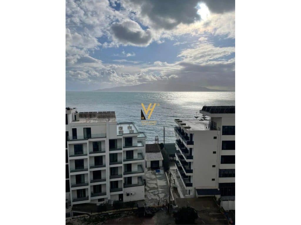 SHITET APARTAMENT 2+1+2+2BLK NE SARANDE 380.000 EURO