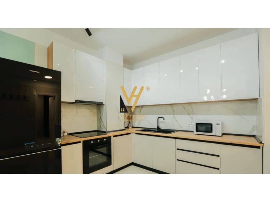 JEPET APARTAMENT 1+1+BLK ME QIRA TE KOMUNA PARISIT, K.OLIMPIK 800 EURO 3