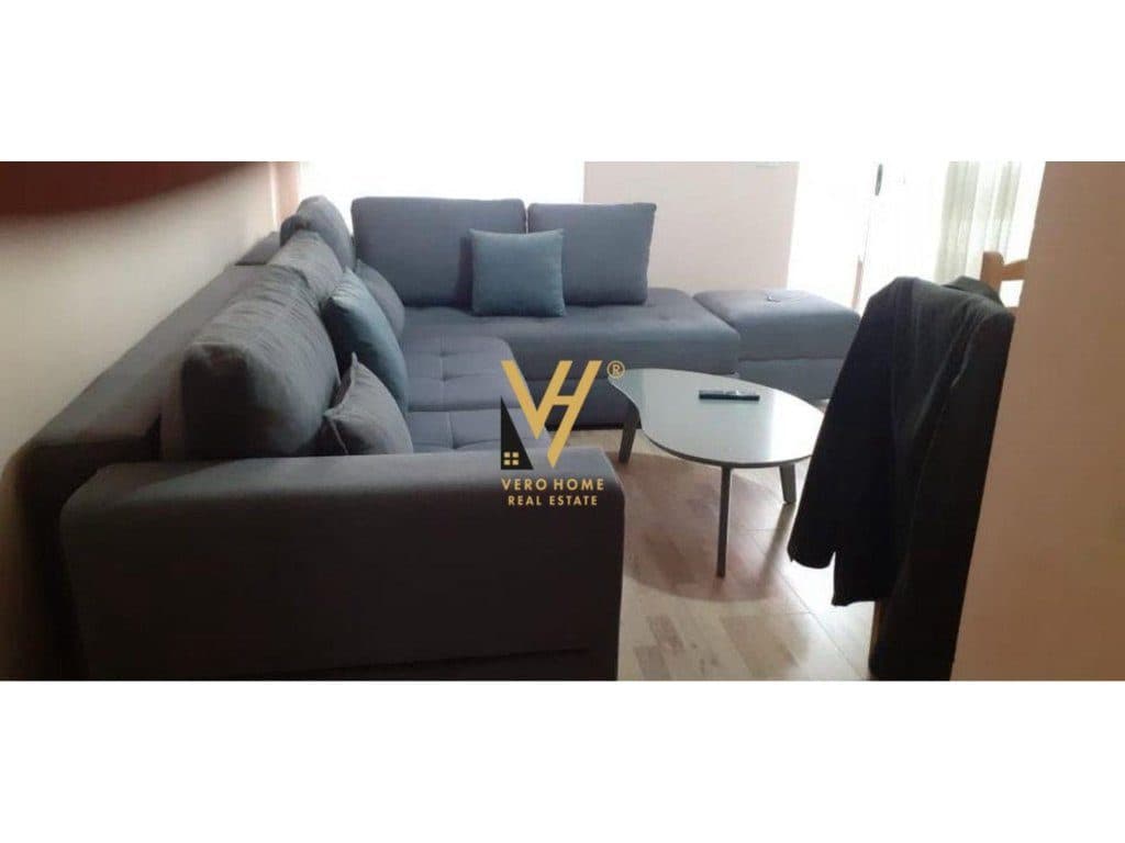 JEPET APARTAMENT 2+1+BLK ME QIRA TE KOMUNA E PARISIT 60.000 LEKE
