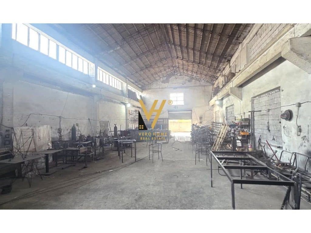 SHITET MAGAZINE 300 M2 NE SUKTH 300.000 EURO 3