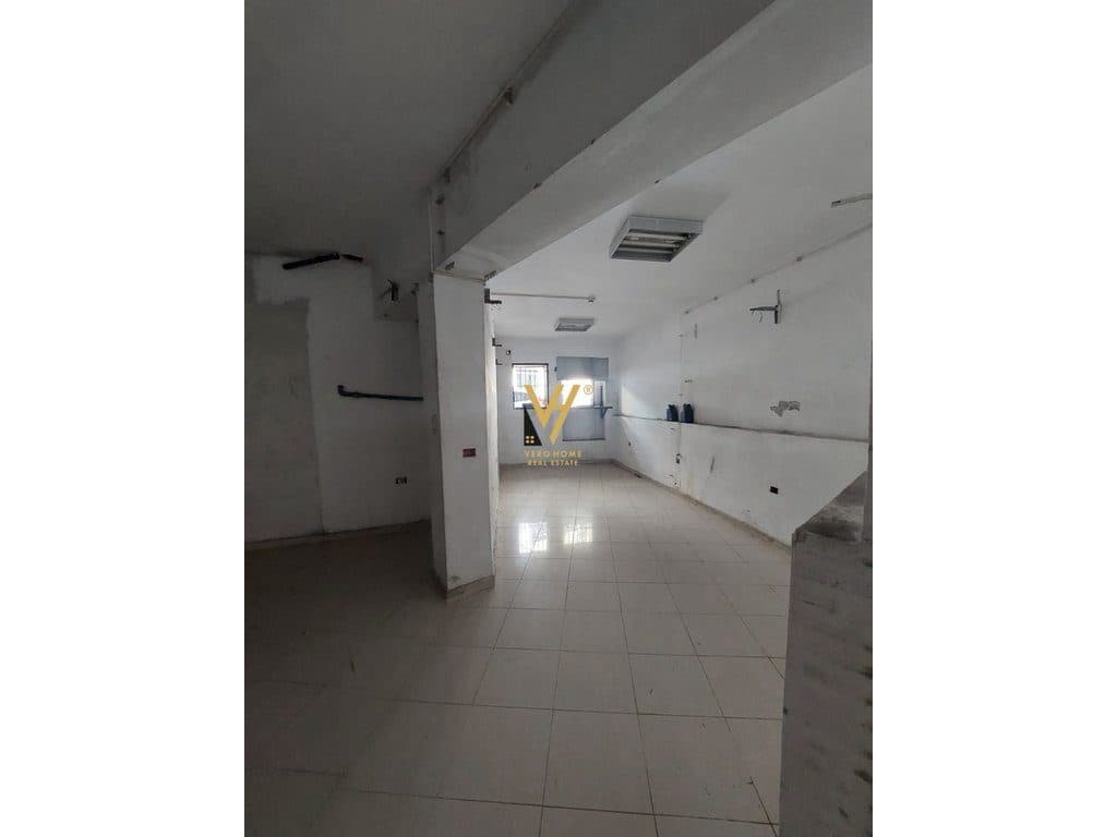 SHITET AMBJENT BIZNESI 996 M2 TE ALI DEMI 1.600.000 EURO 4
