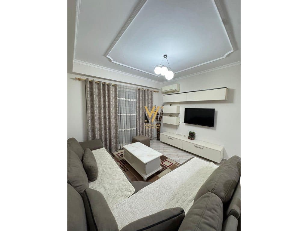 JEPET APARTAMENT 1+1+BLK ME QERA TE KOMUNA E PARISIT 600 EURO