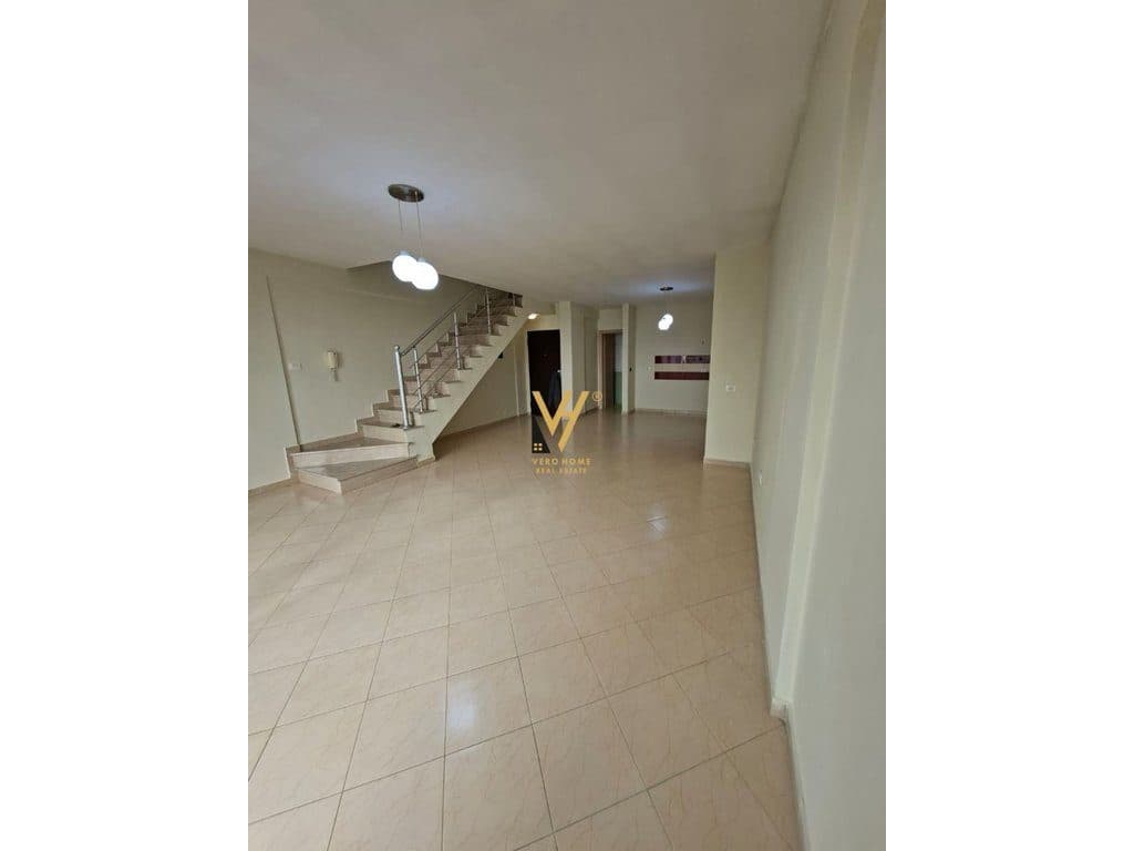 SHITET DUPLEX 3+1+2+BLK TE KODRA E DIELLIT 1, 280.000 EURO 2