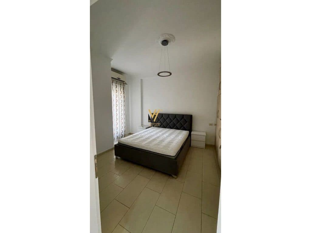 JEPET APARTAMENT 1+1 ME QERA TE RRUGA HIM KOLLI 800 EURO 3
