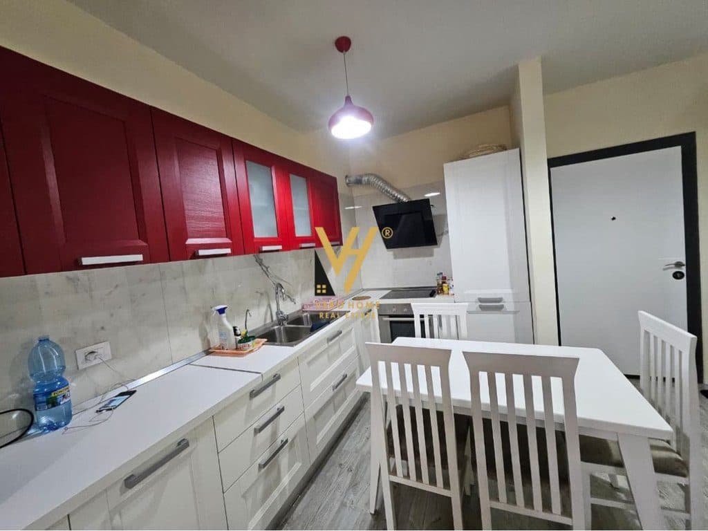 JEPET APARTAMENT 1+1+BLK ME QERA YZBERISHT 45.000 LEKE 2