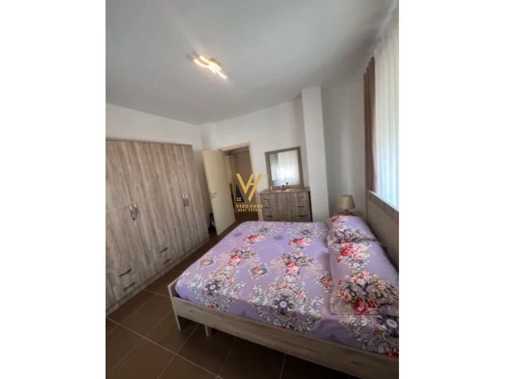 JEPET APARTAMENT 2+1+BLK ME QERA TE LIQENI THATE 65.000 LEKE 3