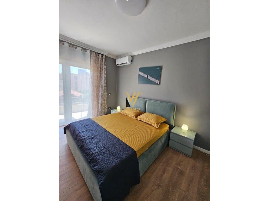 JEPET APARTAMENT 1+1+BLK ME QERA TE PAZARI I RI 60.000 LEKE 3