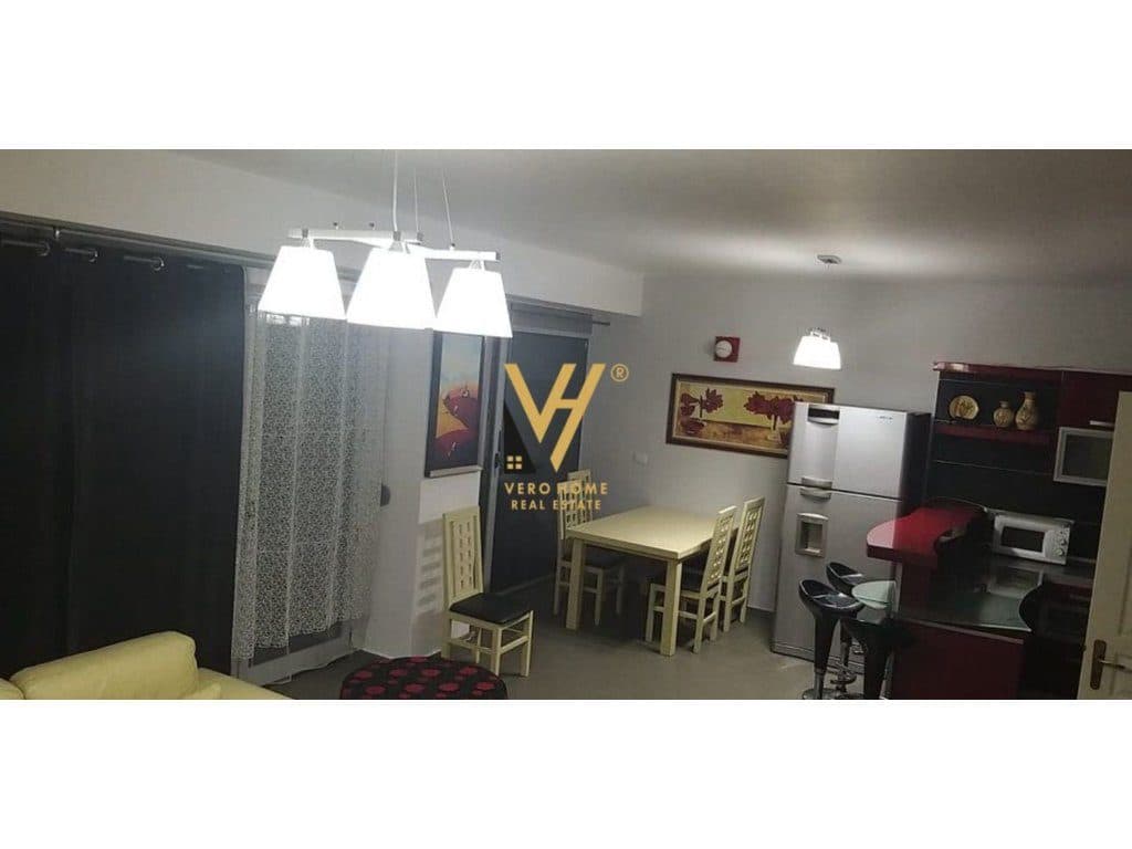 JEPET APARTAMENT 3+1+2+BLK ME QERA TE RR.DIBRES, KOM HALILI 800 EURO