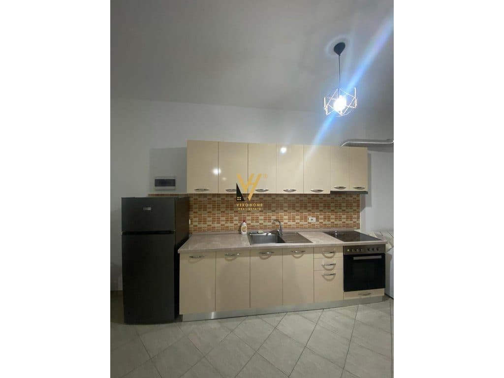 SHITET APARTAMENT 2+1+BLK NE KOMBINAT 2