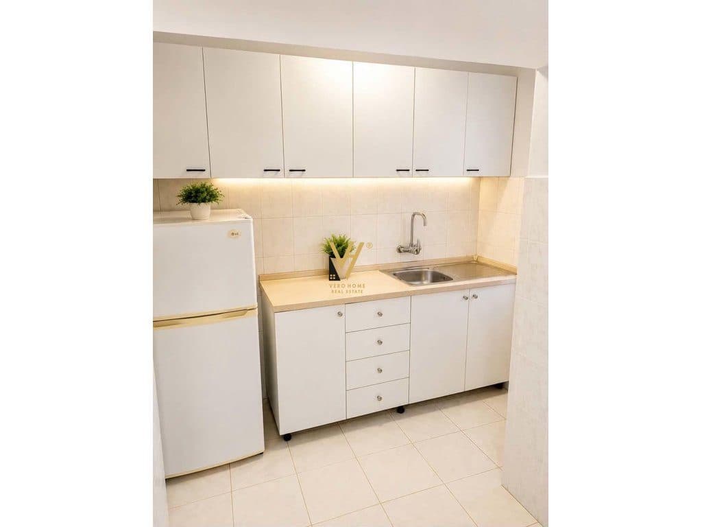 JEPET APARTAMENT 2+1+BLK ME QERA TEK ALI DEMI 50.000 LEKE 2