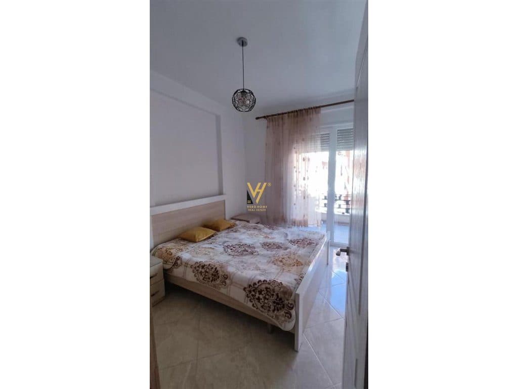JEPET APARTAMENT 2+1+BLK TE KOMPLEKSI GRAND GALLERY , YZBERISHT ME QIRA 550 EURO 4