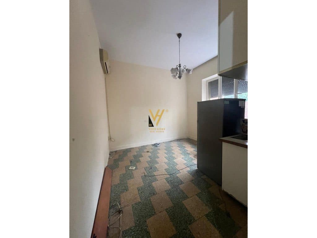 JEPET ZYRE 70 M2 ME QIRA TE MINE PEZA 1.000 EURO 3