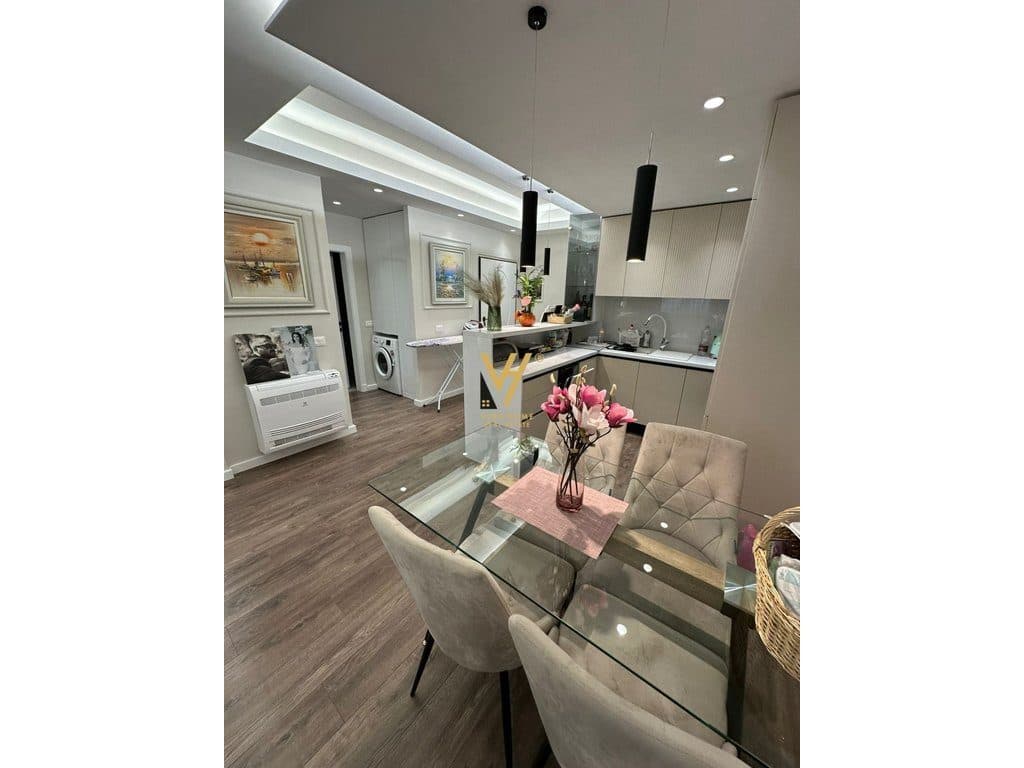 SHITET APARTAMENT 2+1+2 TE KODRA E DIELLIT 179.000 EURO 2