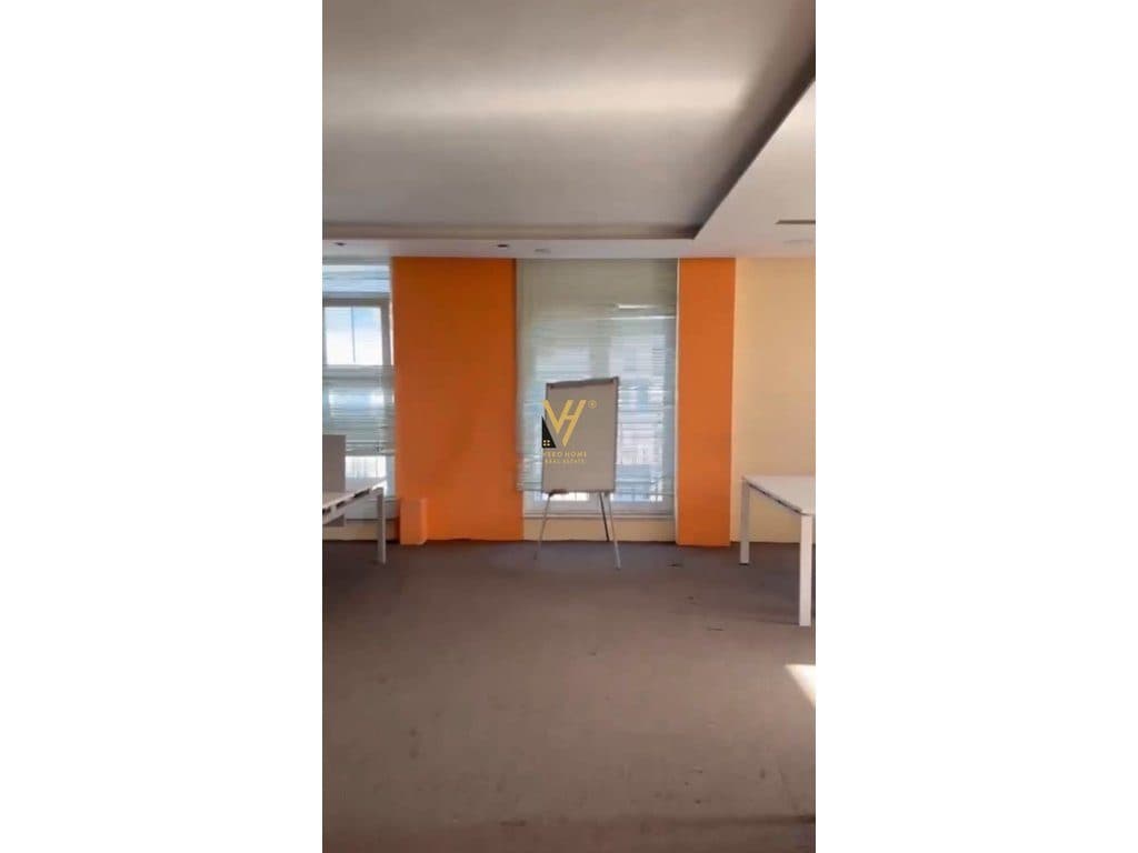 JEPET ZYRE 220 M2 ME QIRA TEK 5 MAJI 65.000 LEKE 2