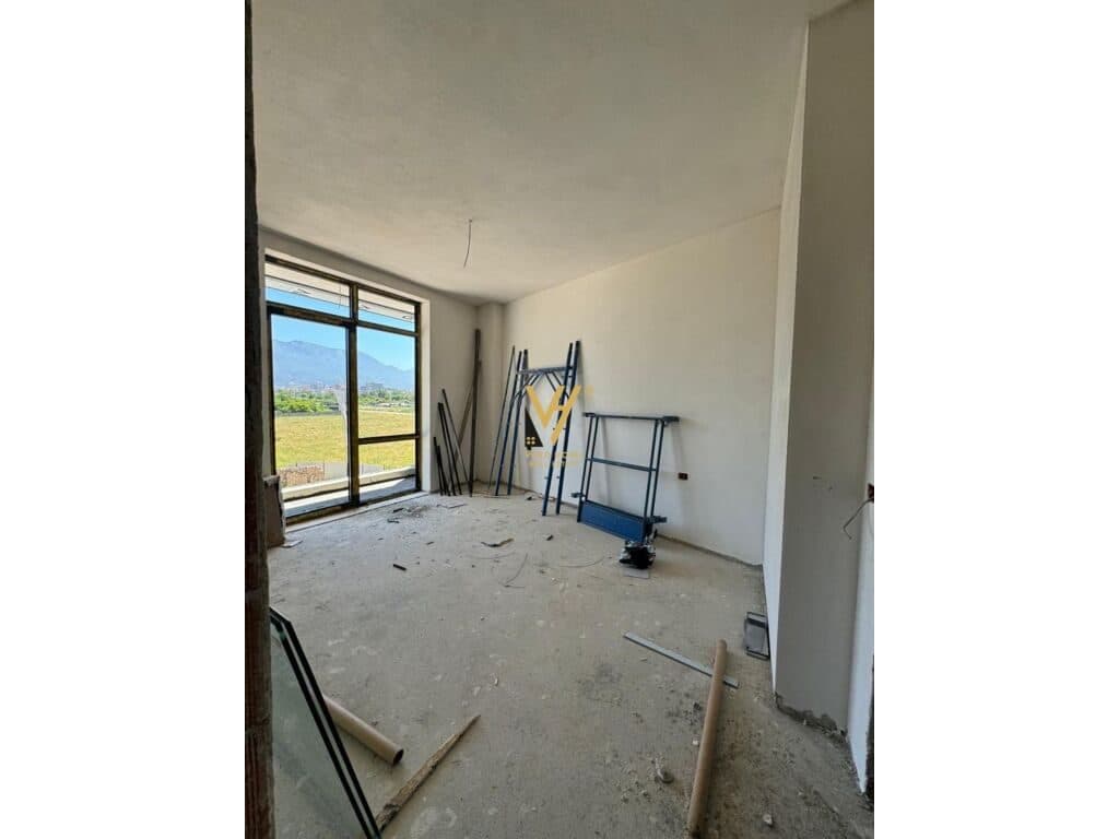 Shitet Apartament 3+1+2+ballkon te Bulevardi i Ri 156 m2 3