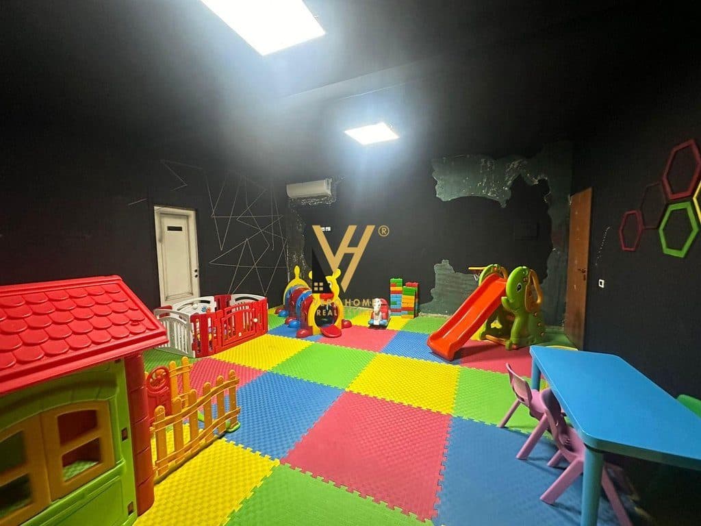 SHITET AMBIENT LOUNGE 136 M2 NE FRESK, RRUGA E DAJTIT 20.000.000 LEKE 4