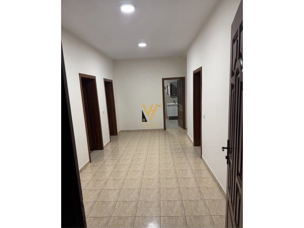 JEPET APARTAMENT 2+1+BLK ME QERA NE LAPRAKE 550 EURO 3