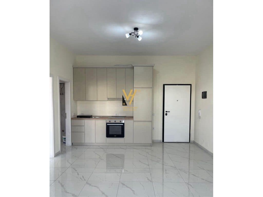 SHITET APARTAMENT 1+1+BLK TE BULEVARDI BLU, KAMEZ 9.500.000 LEKE 3