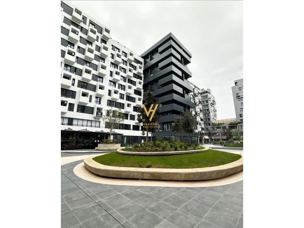 Shitet Ambient Biznesi te Kompleksi Square 21 , 420 m2