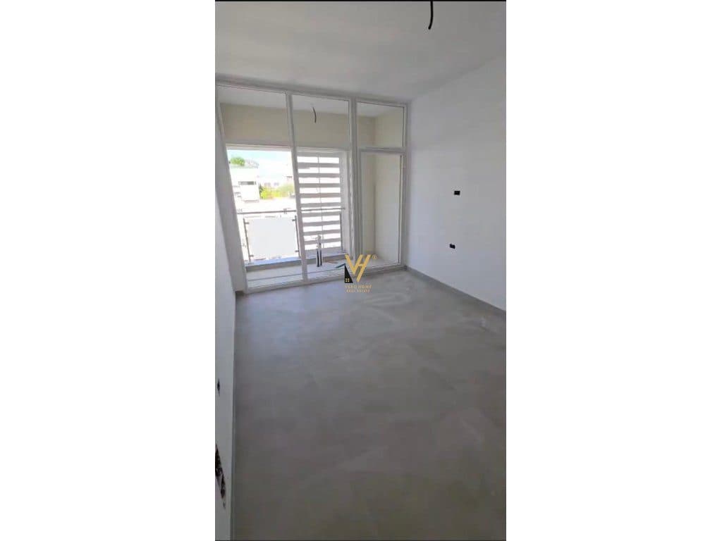 JEPET ZYRE 25 M2 ME QIRA TE KOMUNA E PARISIT 600 EURO 3