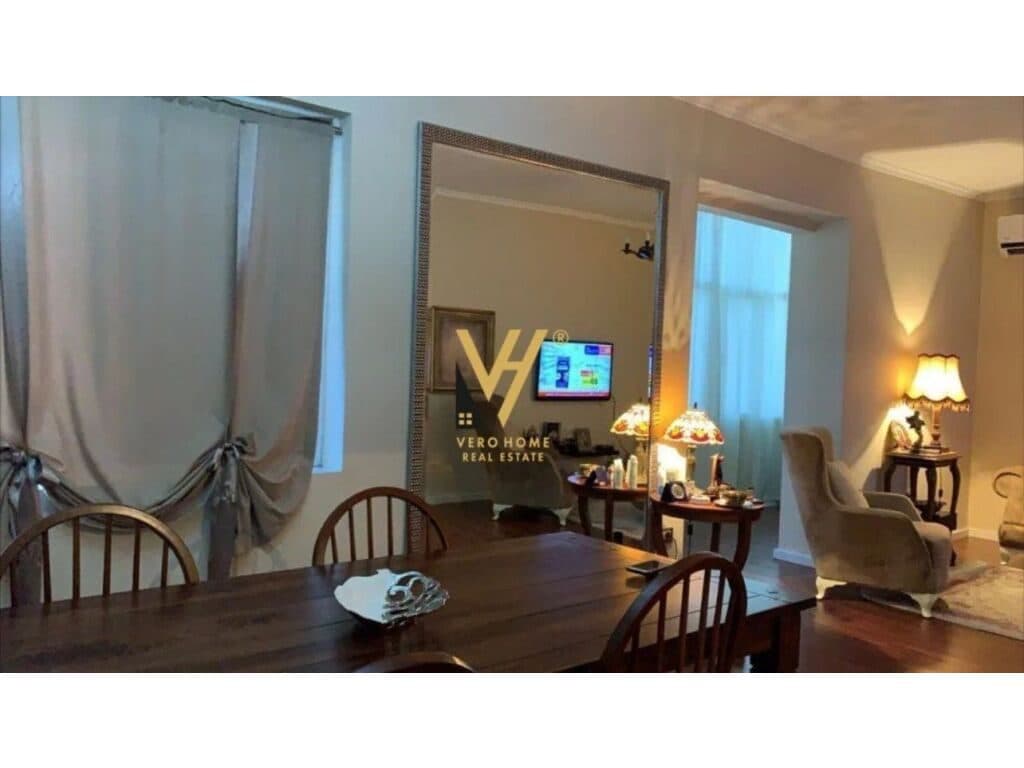Shitet Apartament 2+1+ballkon dhe nje Garsoniere te Rruga e Elbasanit 110 m2